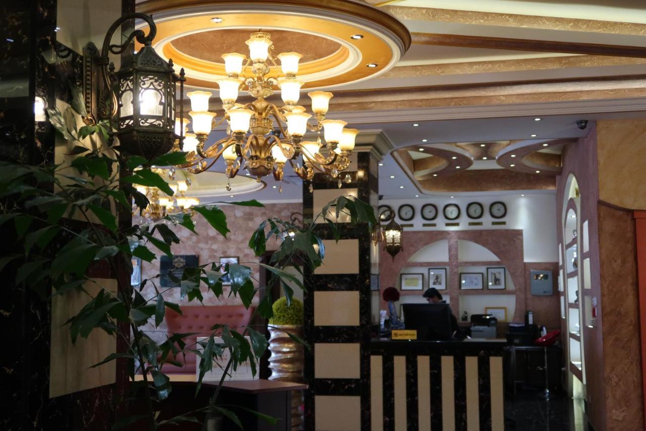 Boulevard Palace Hotel Монровия Экстерьер фото